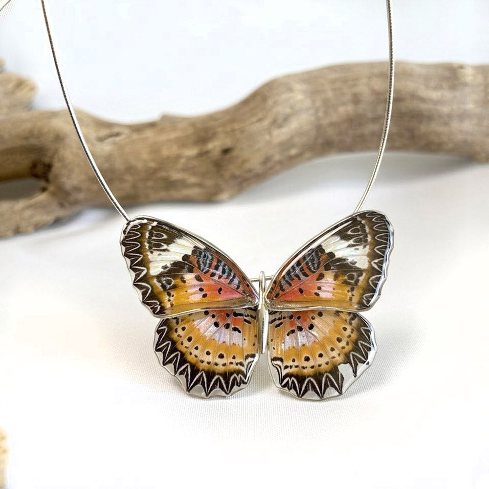 Gargantilla Mariposa Cethosia Cyane 4 alas