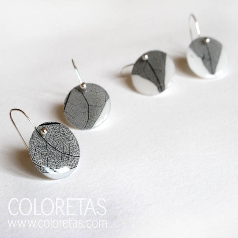 Pendientes Hoja Negra gancho