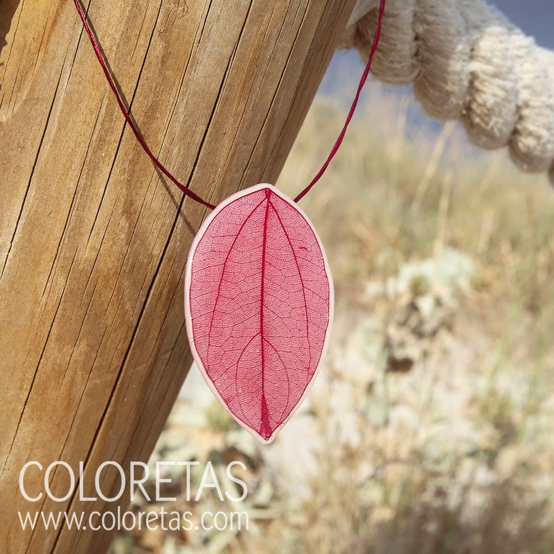 Colgante Hoja Fucsia