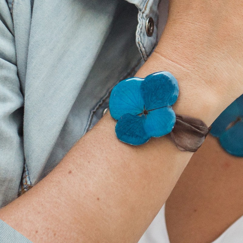 Hydrangea bracelet 1 flower