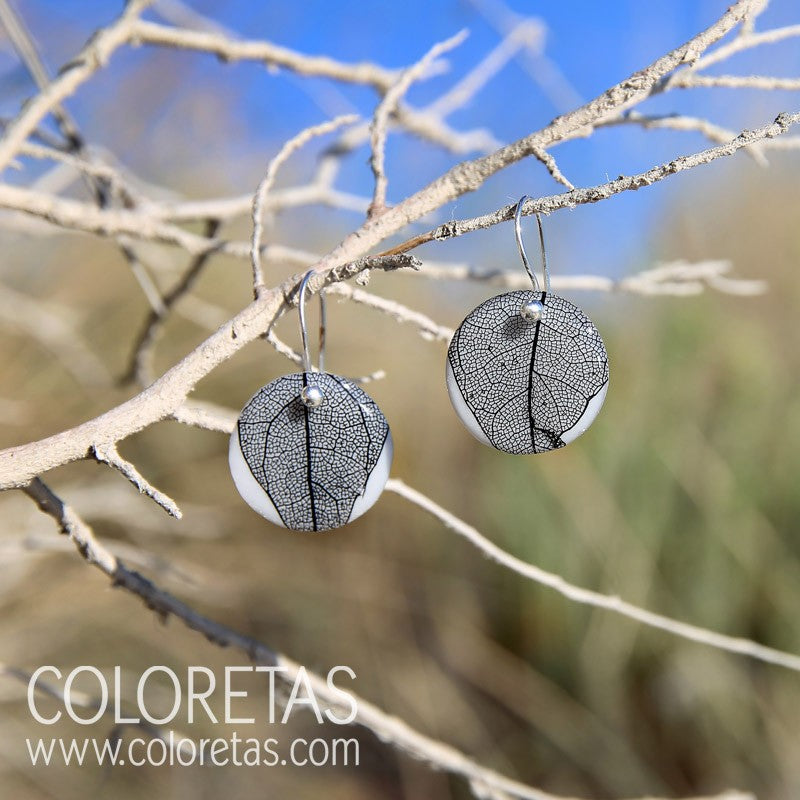 Pendientes Hoja Negra gancho