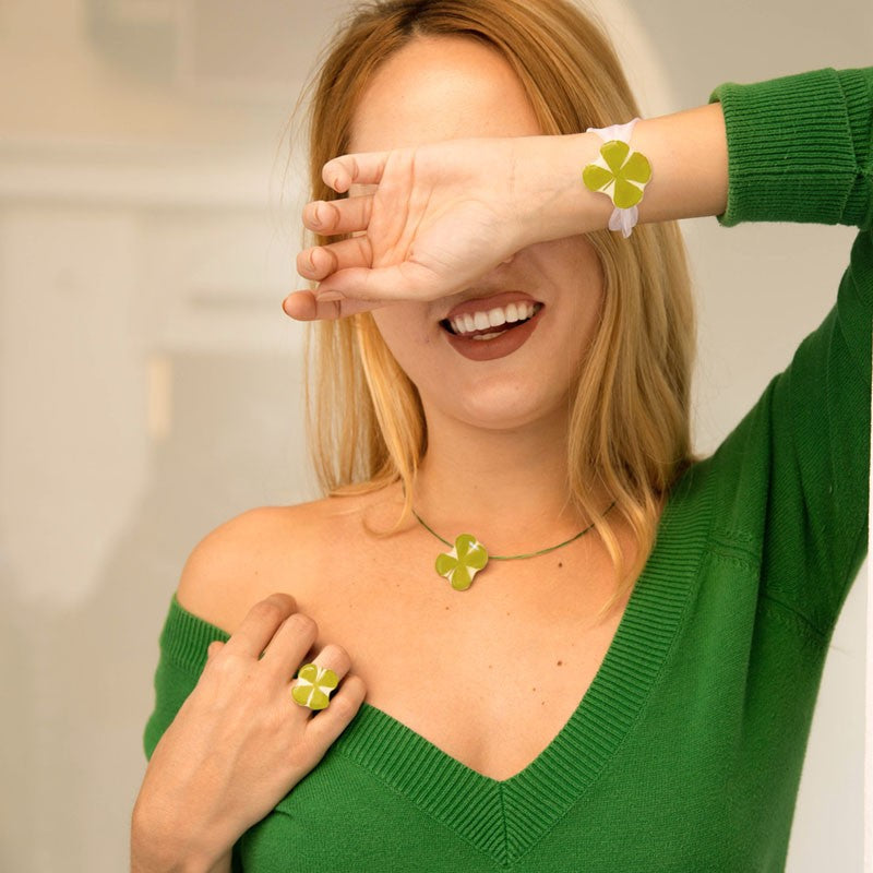 4-leaf clover bracelet