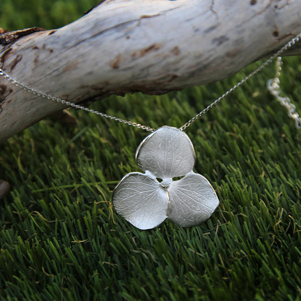 Hydrangea Flower Pendant SILVER MEDIUM