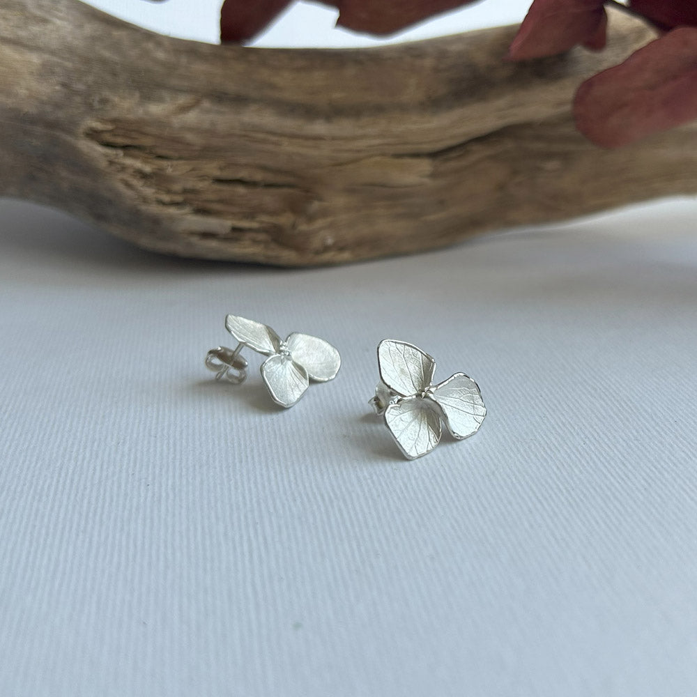Pendientes Flores de Hortensia PLATA  tuerca
