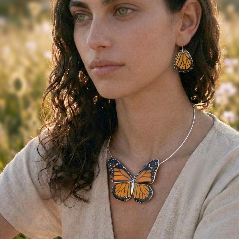 Gargantilla Mariposa Monarca entera 4 alas