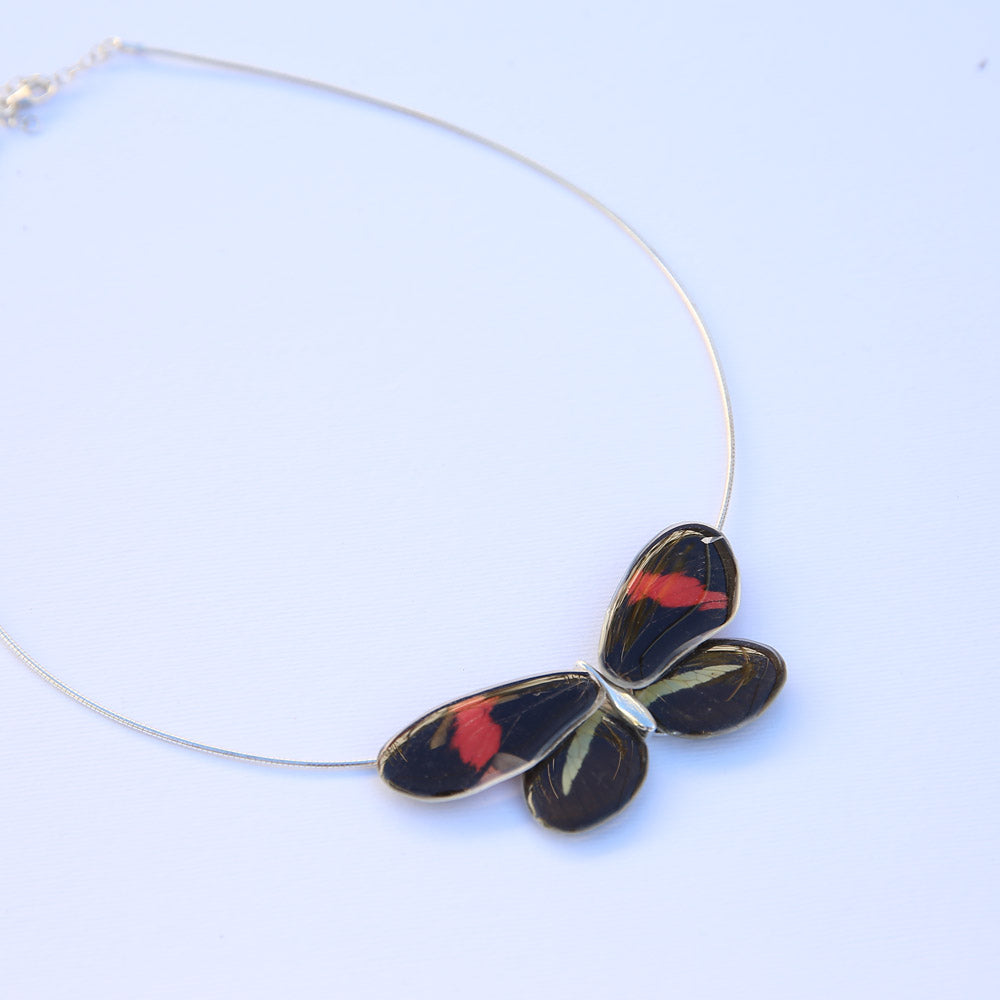 Gargantilla Mariposa Heliconius Melpomene entera 4 alas