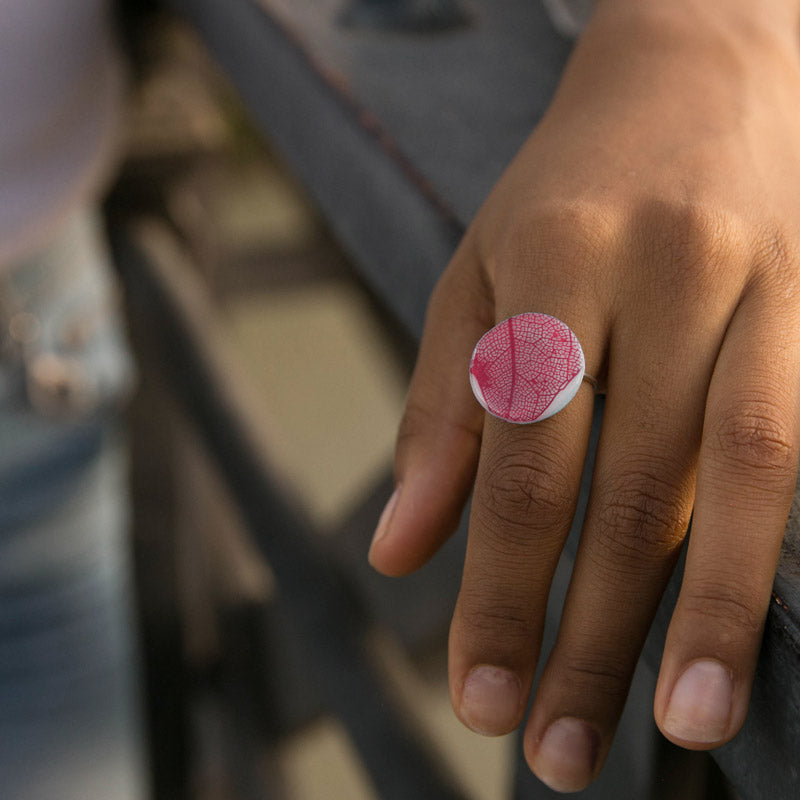Anillo hoja Fucsia regulable