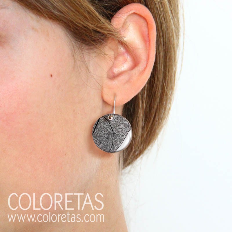 Leaf Black hook earrings