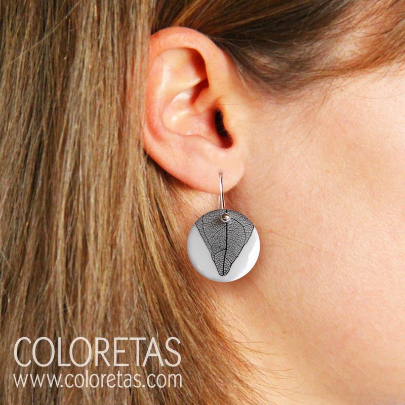 Pendientes Hoja Negra gancho