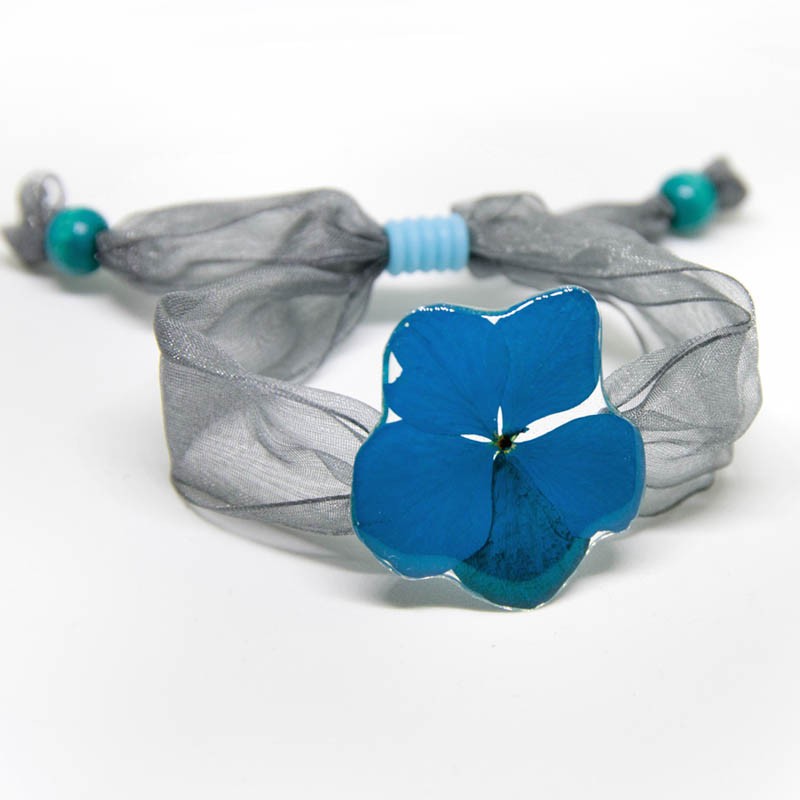 Hydrangea bracelet 1 flower