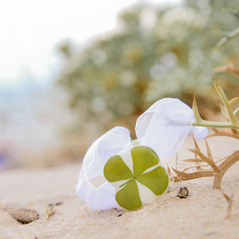 4-leaf clover bracelet